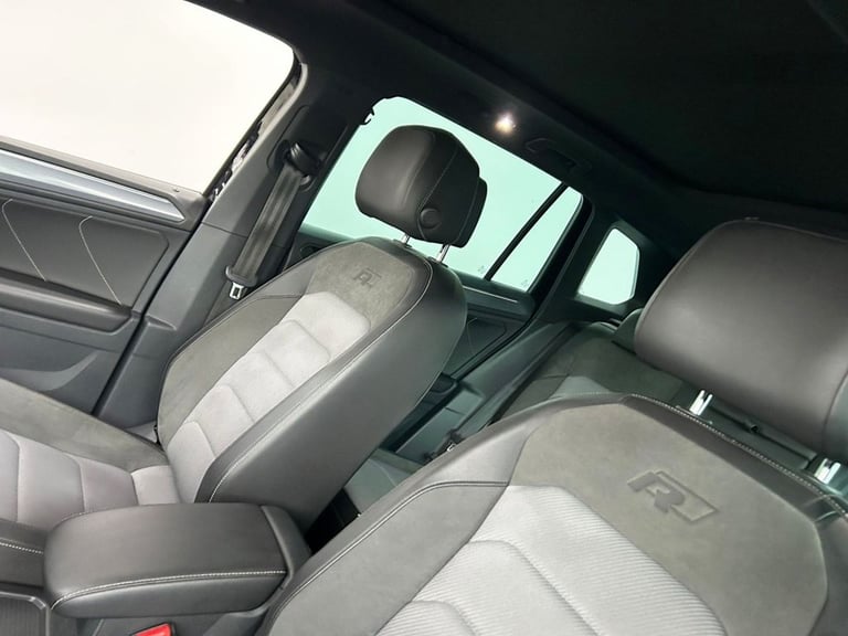2020 Volkswagen Tiguan 2.0 TDI R-Line Tech SUV 5dr Diesel DSG Euro 6 (s/s) (150 ps) F/S/H X6!! 1 ...