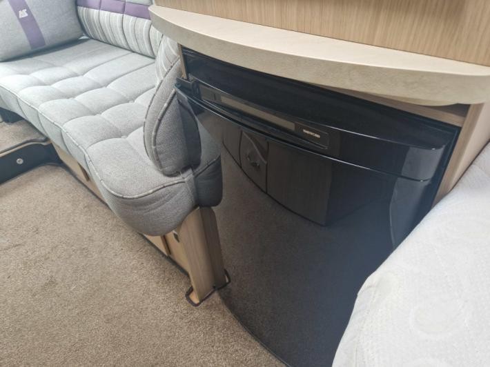 2017 Auto-Sleepers  Kingham Used Motorhome