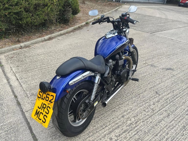 2012 62 TRIUMPH SPEEDMASTER 865 BONNEVILLE SPEED MASTER BOBBER CRUISER AMERICA