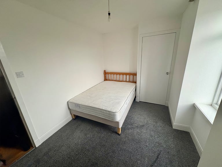 1 bed room flat Rosefield Street West End Dundee DD1 