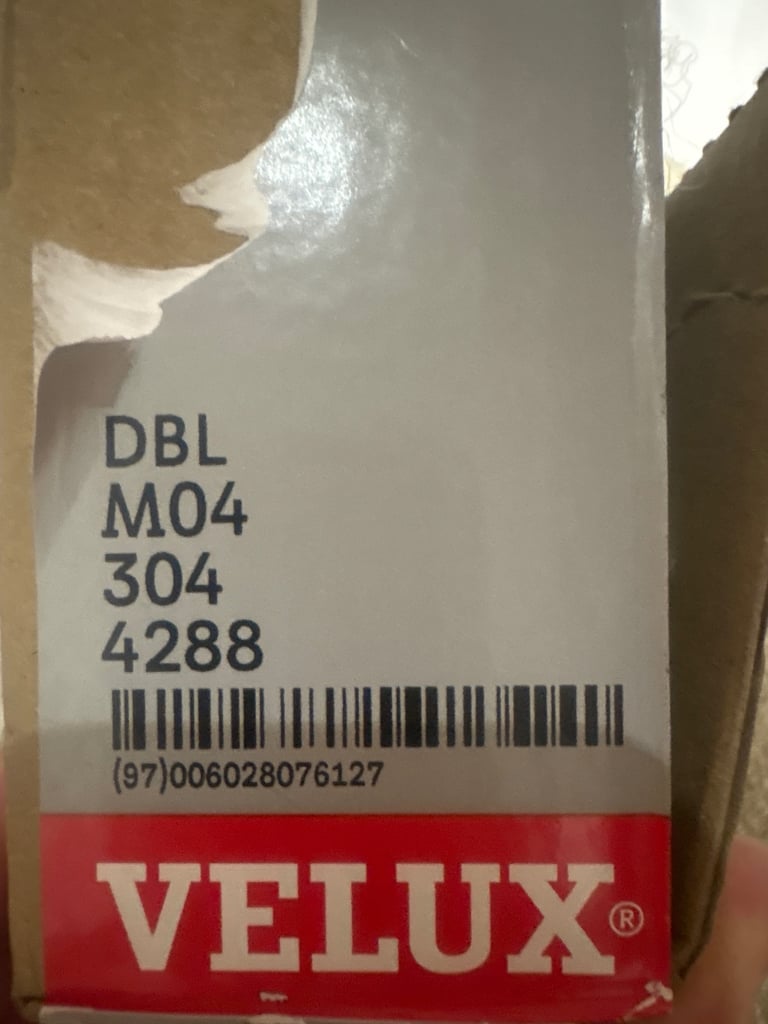 image for Velux blackout blind DBL Mo4