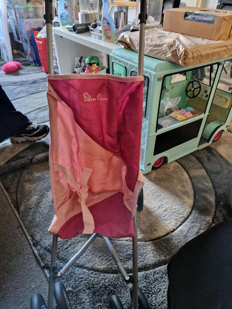 Dolls silver cross pram