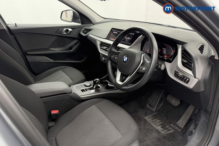2024 BMW 1 Series 118i [136] SE 5dr Step Auto [Live Cockpit Pro] HATCHBACK PETROL Automatic