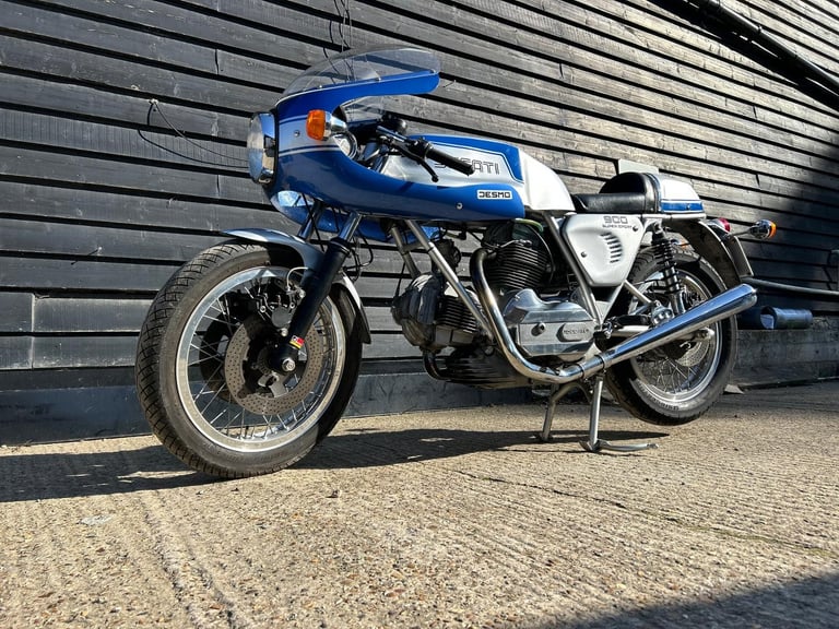 Ducati 900 SS