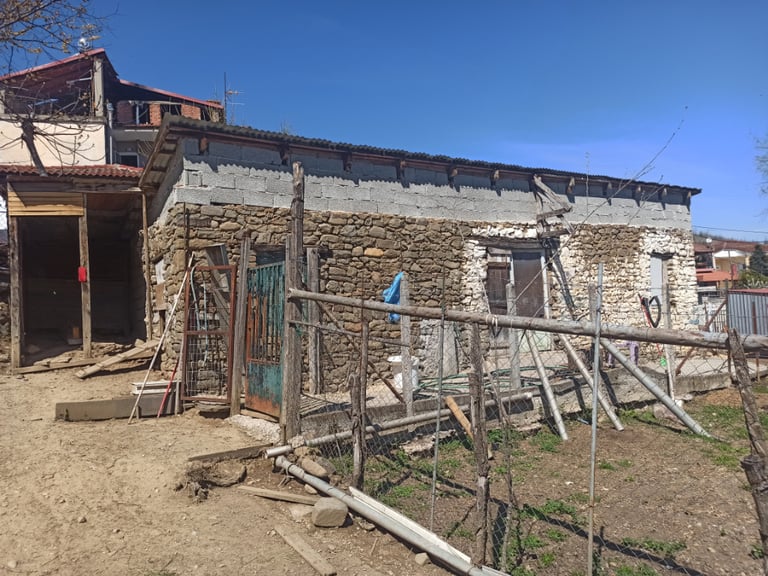 Greece - land with storage/house for sale in Central Greece close to Lake Plastira