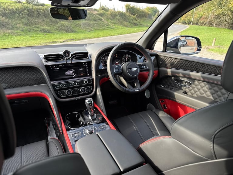 2025 Bentley Bentayga 4.0 V8 S Black Edition SUV 5dr Petrol Auto 4WD Euro 6 (s/s) (550 ps) ESTATE...