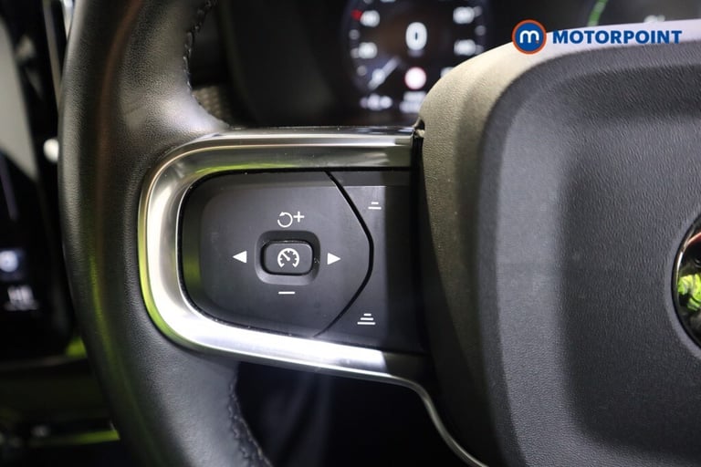 2021 Volvo XC40 1.5 T3 [163] R DESIGN 5dr SUV Petrol Manual