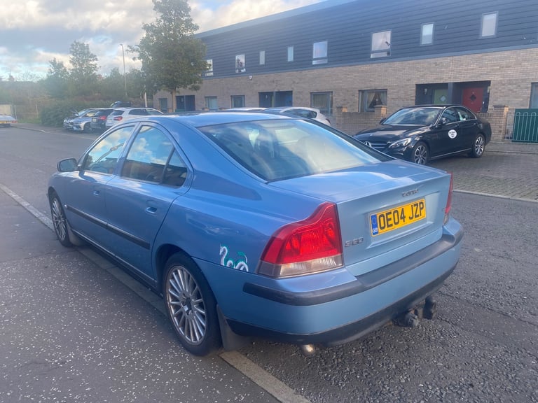 Volvo, S60, Saloon, 2004, Semi-Auto, 2401 (cc), 4 doors