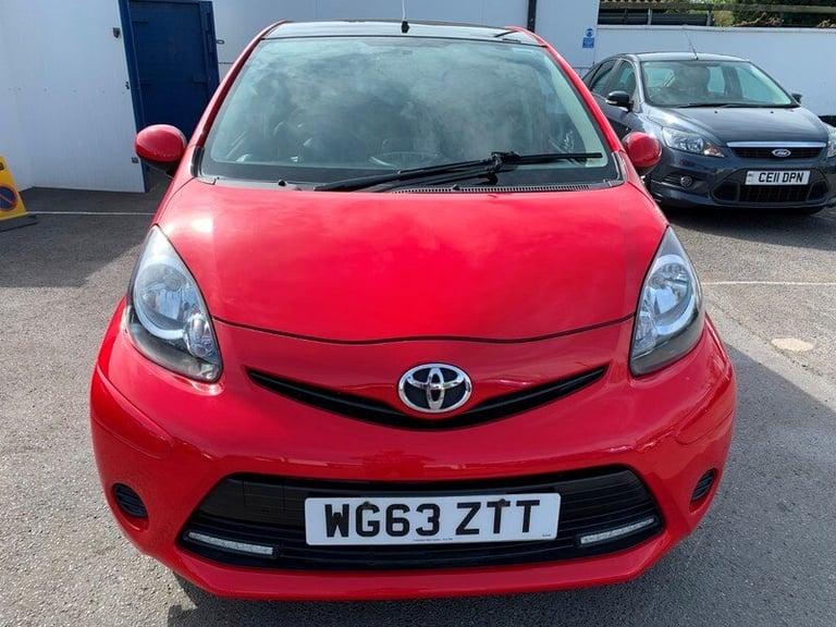Toyota AYGO VVT-I MOVE WITH STYLE