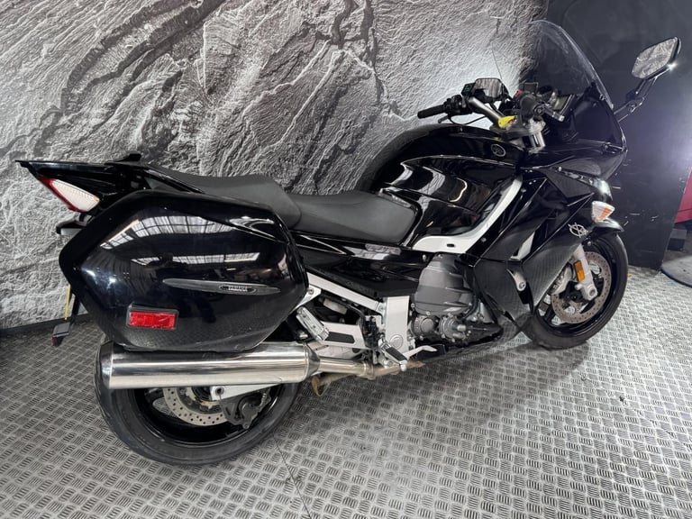 YAMAHA FJR 1300 FJR1300 2010