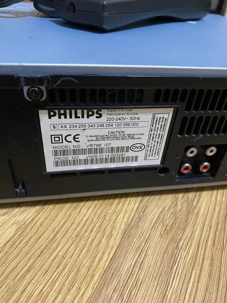 Philips VHS player with remote