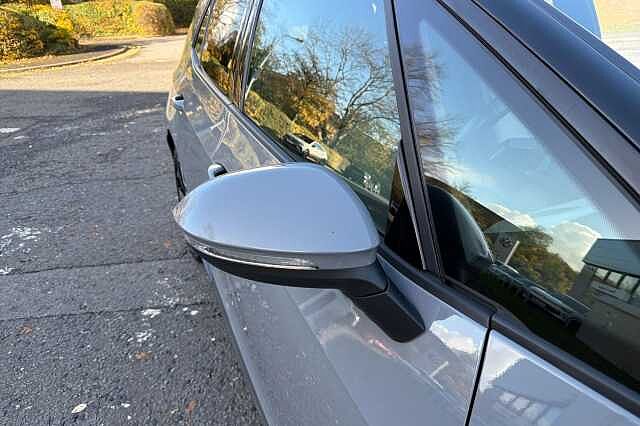 2022 Volkswagen ID.3 150kW Family Pro Performance 58kWh 5dr Auto Hatchback ELECTRIC Automatic