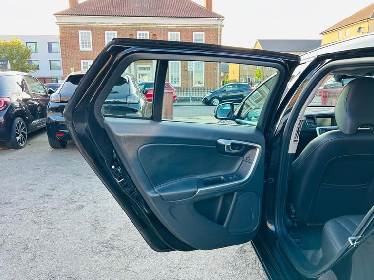 2017 Volvo V60 2.0 D4 SE Lux Nav Auto Euro 6 (s/s) 5dr ESTATE Diesel Automatic