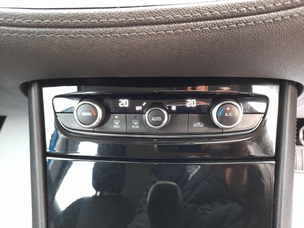 2019 Vauxhall Grandland X 1.2 Turbo Business Edition Nav 5dr Auto 5 Door Hatchback Petrol Automatic