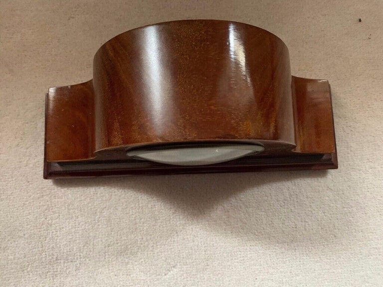 Mahogany mantelpiece clock with beautiful inlay