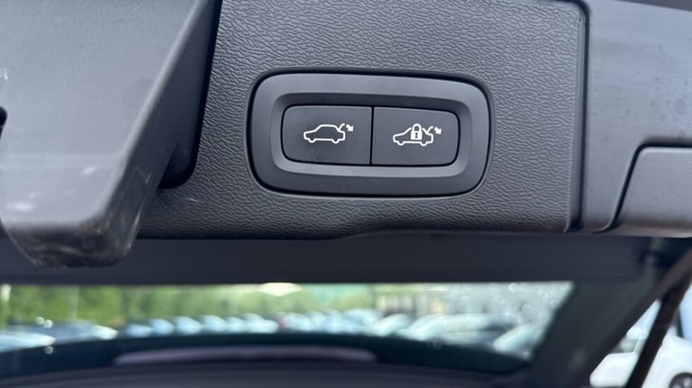 2024 Volvo XC60 Plus, B5 AWD Mild hybrid, Petrol, Dark Estate Petrol Automatic