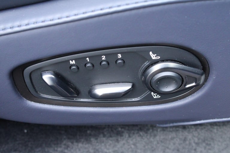  Aston Martin DBX 4.0 V8 707 Auto 4WD Euro 6 (s/s) 5dr Petrol Automatic