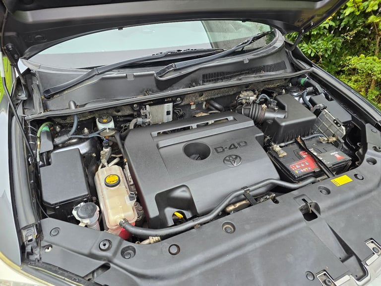 Toyota RAV 4 XTR 2.2 D 4WD 2010