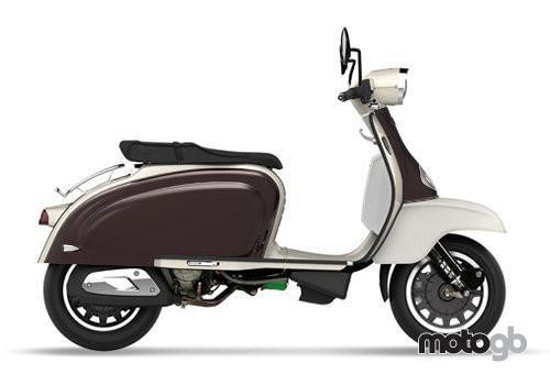 Royal Alloy TG 125cc S a Modern Classic Retro Automatic Moped Scooter For Sal...