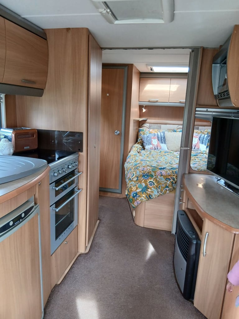 Touring caravan 