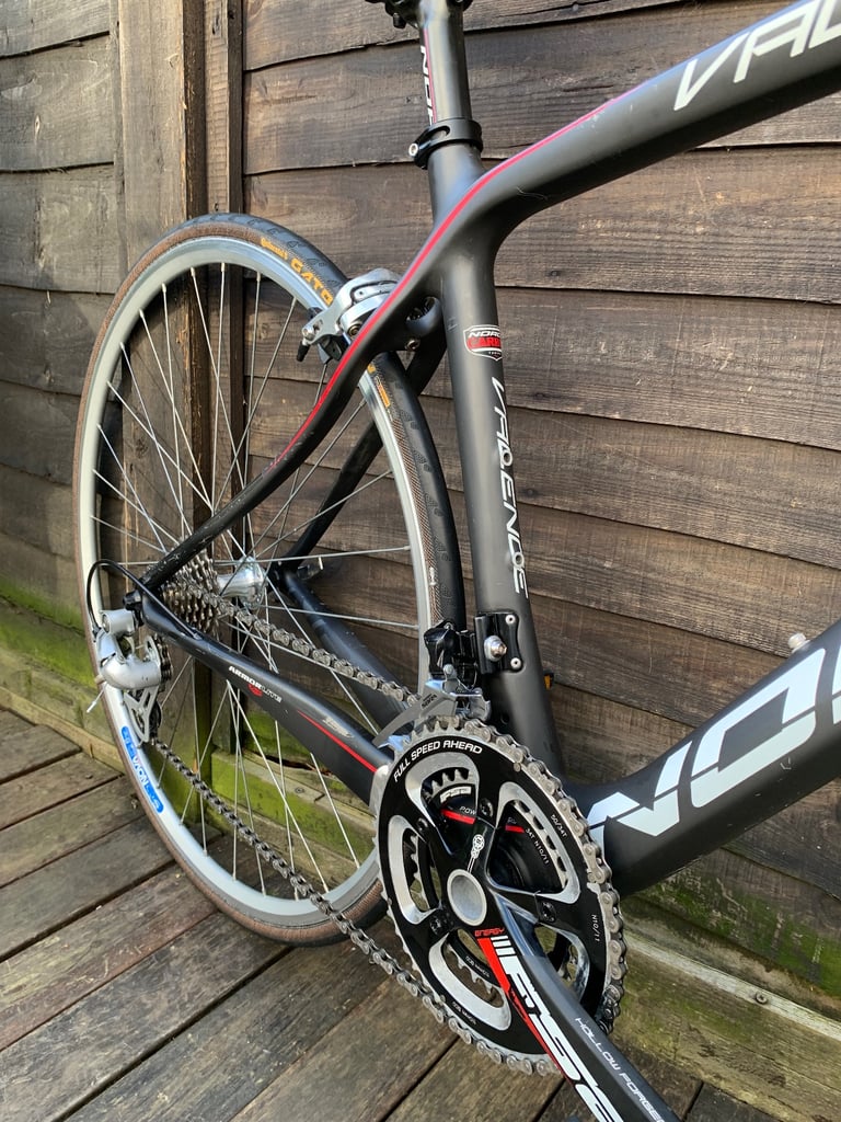 Norco Valence Lightweight Carbon Fibre Road Bike (Fully Serviced) 