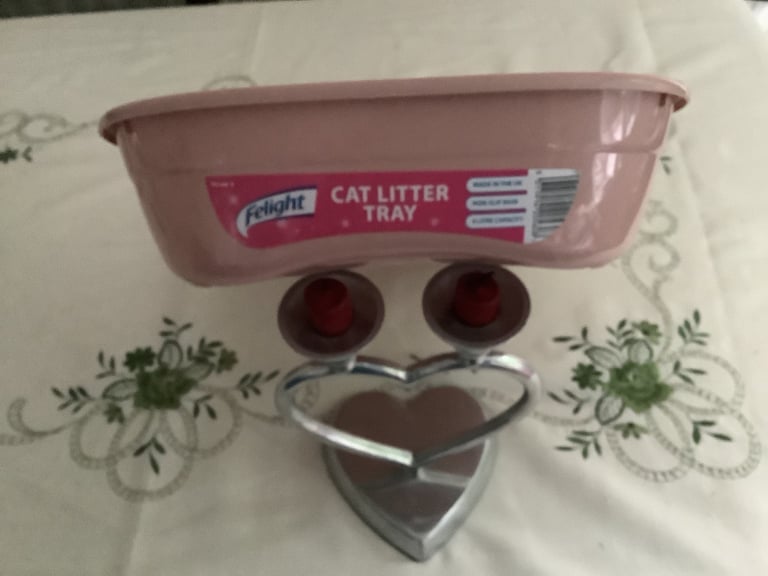 FELIGHT CAT LITTER TRAY - NEW