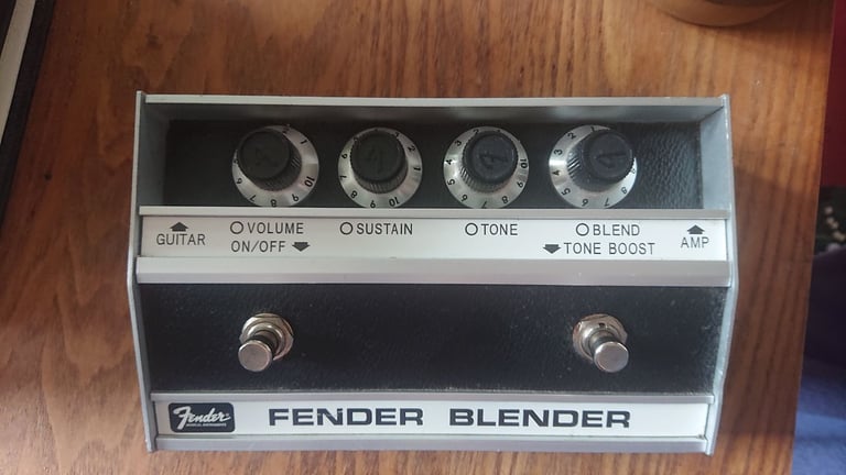 Fender Blender Fuzz Guitar Pedal