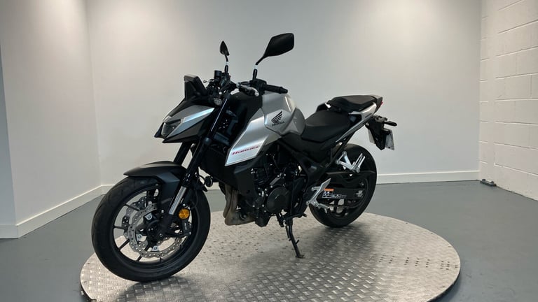 2025 Honda CB Honda CB750 Hornet (25MY) ROADSTER Petrol Manual