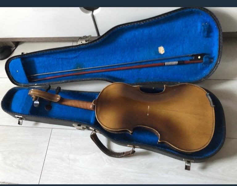 genuine (3/5) size Antonius Stradivarius 1713 vintage Violin