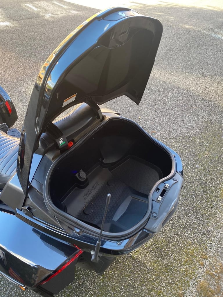 Can-Am SPYDER F3 Ltd 1330 ACE