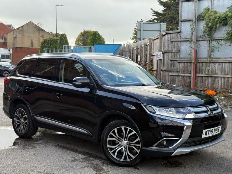 image for 2018 Mitsubishi Outlander 2.2 DI-D 4 4WD Euro 6 (s/s) 5dr ESTATE Diesel Manual