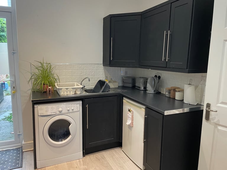 2 bedroom Ground Floor Flat to rent 