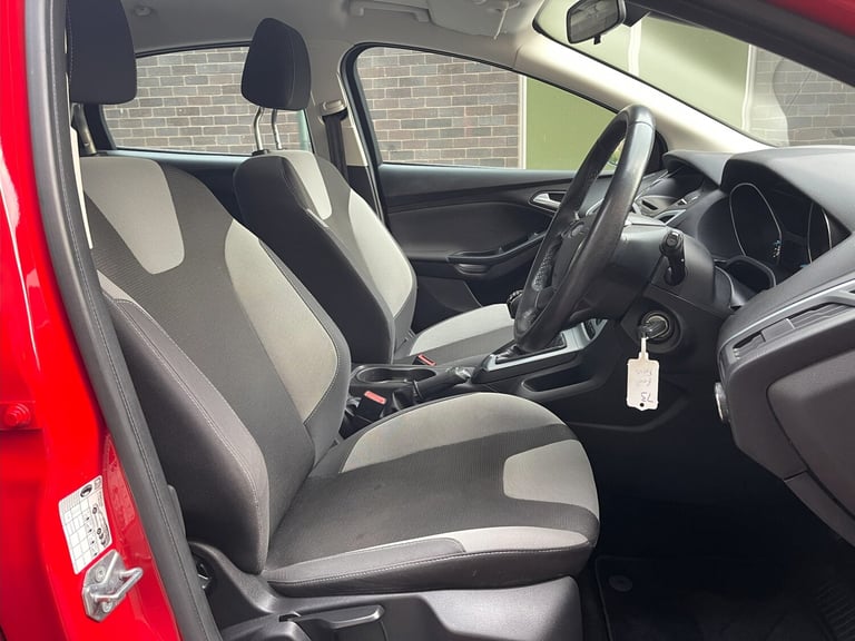 2014 Ford Focus 1.0 125 EcoBoost Zetec 5dr HATCHBACK Petrol Manual