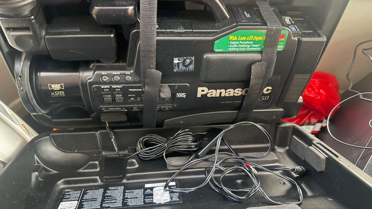 Panasonic NV-M50 VHS Professional Video Movie Camera
