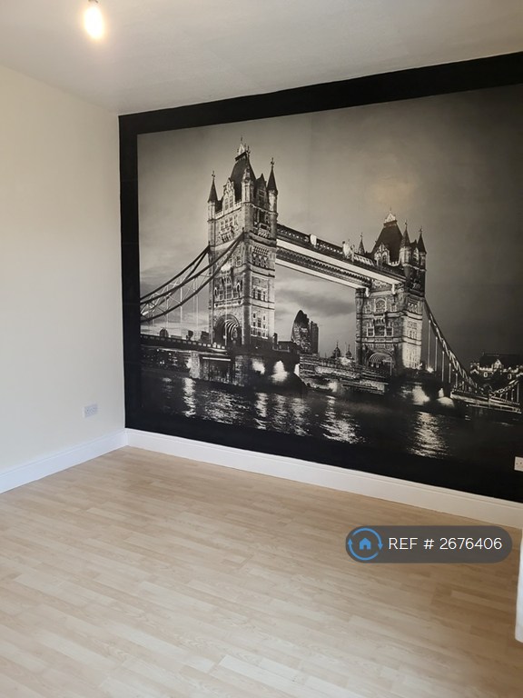 2 bedroom house in Tom Shepley Street, Hyde, SK14 (2 bed) (#2676406)