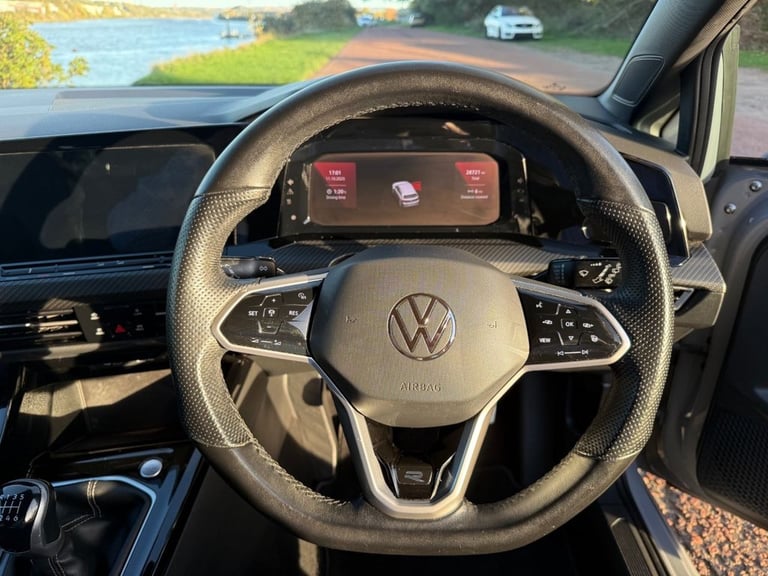 2023 23 VOLKSWAGEN GOLF 1.5 TSI R-LINE HATCHBACK 5DR PETROL MANUAL EURO 6 (S/S) 