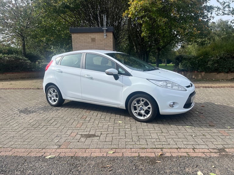 image for Ford, FIESTA, Hatchback, 2011, Manual, 1242 (cc), 5 doors