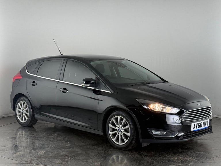 2016 Ford Focus 1.0 EcoBoost 125 Titanium 5dr HATCHBACK PETROL Manual