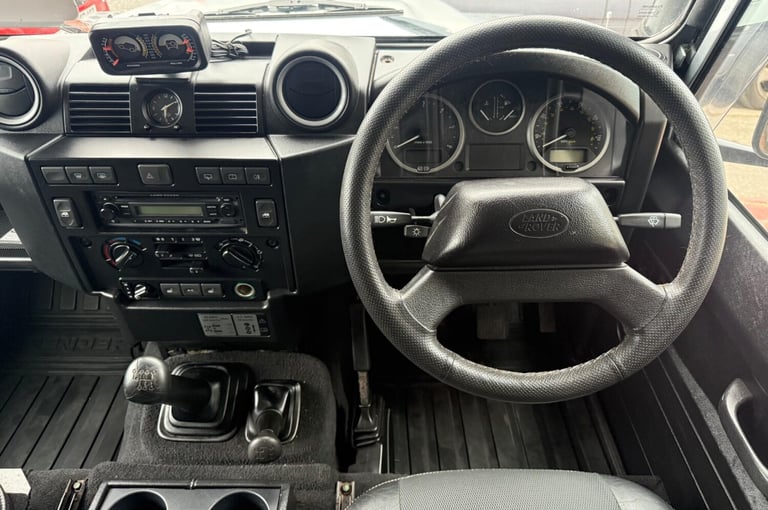 2025 Land Rover Defender 90 2.4 TDCi XS Station Wagon 4WD SWB Euro 4 3dr Diesel Manual