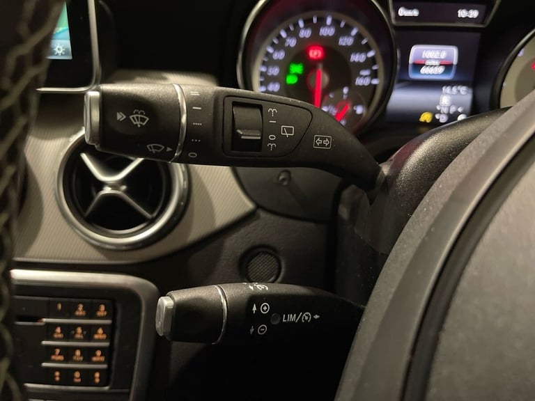 2016 Mercedes-Benz GLA 2.1 GLA220d Sport SUV 5dr Diesel 7G-DCT 4MATIC Euro 6 (s/s) (177 ps) Diese...