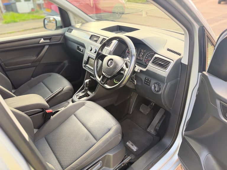 Volkswagen, CADDY MAXI LIFE, MPV, 2017, Semi-Auto, 1968 (cc), 5 doors