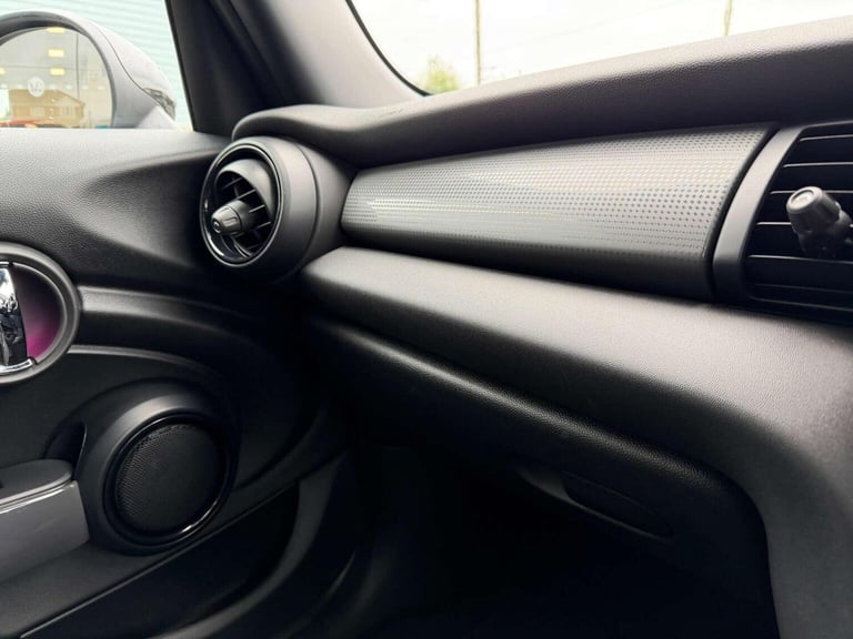 MINI HATCH 1.5 Cooper Sport Euro 6 (s/s) 5dr 2019