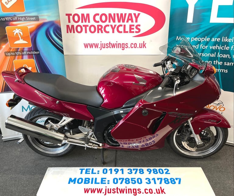 image for HONDA CBR1100XX-V BLACKBIRD, 1996(P), ONLY 28,061 MILES, SUPERB CONDITION, £2395