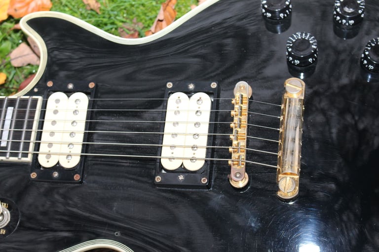 JD Edwards Les Paul Custom - Bare Knuckle pickups