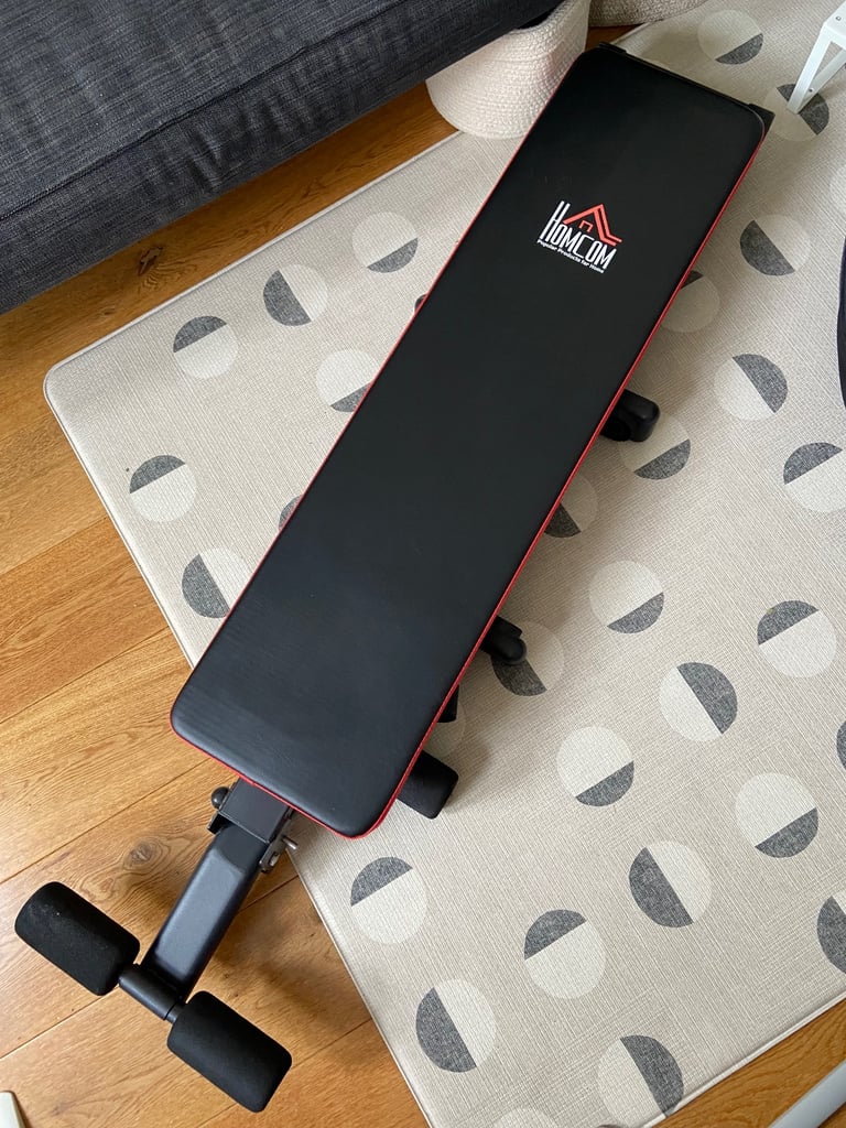 Foldable exercise bench
