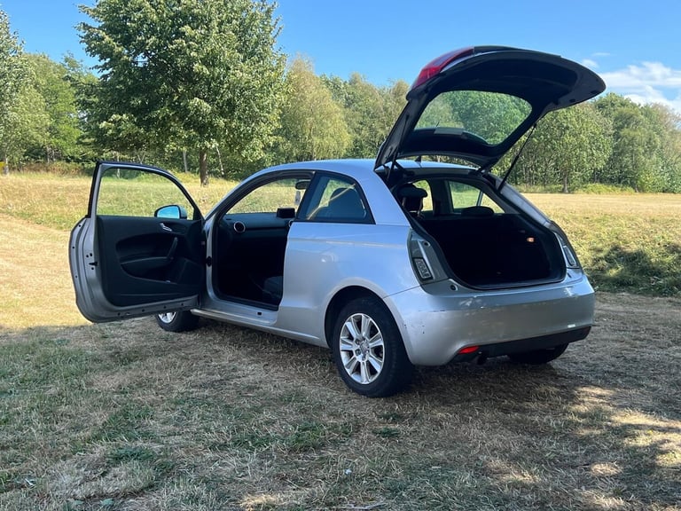 2011 Audi A1 1.6 TDI SE 3dr HATCHBACK Diesel Manual