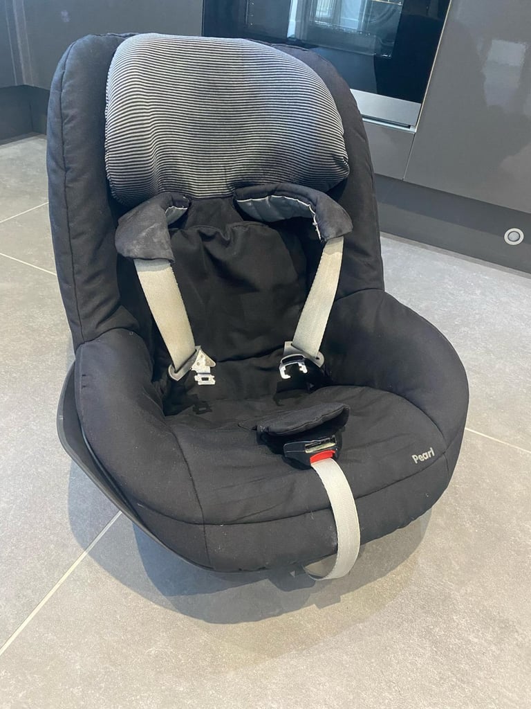 Maxi cosi pearl car seat and Isofix base. | in Barnsley, South ...