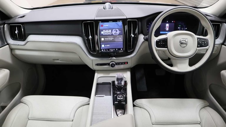 2024 Volvo XC60 2.0h T8 18.8kWh Ultra Bright Auto AWD Euro 6 (s/s) 5dr ESTATE Petrol/Electric Hyb...