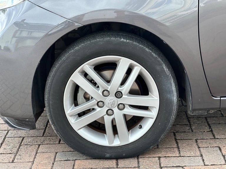 2011 Toyota Verso 1.33 Dual VVT-i T Spirit Euro 5 5dr MPV Petrol Manual