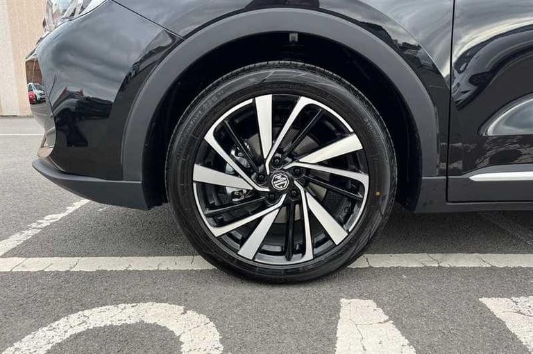 2025 MG MG ZS 1.5 Hybrid+ Trophy SUV 5dr Petrol Hybrid Auto Euro 6 (s/s) (196 ps) SUV Hybrid Auto...